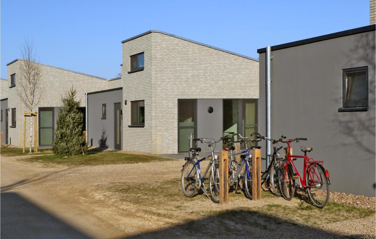 Awesome Home In Lembruch-Duemmer See With Kitchen Dış mekan fotoğraf