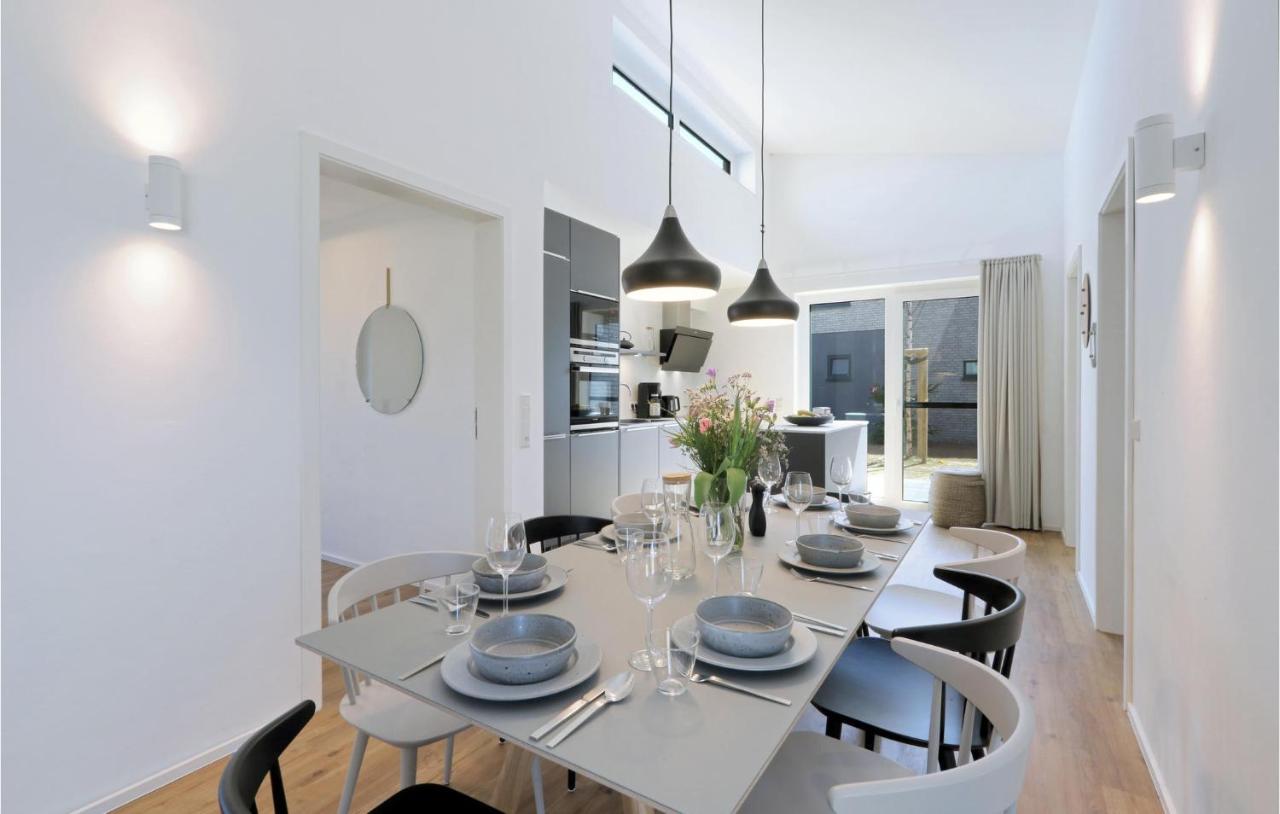 Awesome Home In Lembruch-Duemmer See With Kitchen Dış mekan fotoğraf